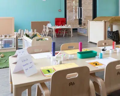 stimulating-activities-and-play.jpg-nggid03457-ngg0dyn-400x320x100-00f0w010c011r110f110r010t010 (1)